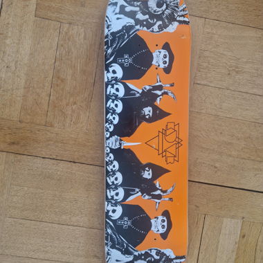 Plateau de skateboard Kadavar