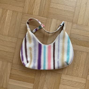 Sac à main Baby Amber en cuir verni By far