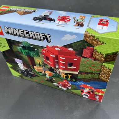 Set de maison de champignons LEGO Minecraft (non ouvert)