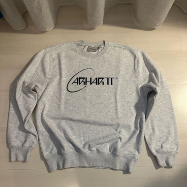 grauer carharrt pullover crewneck
