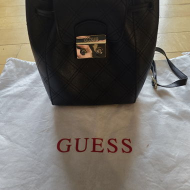Piccolo zaino Guess nuovo