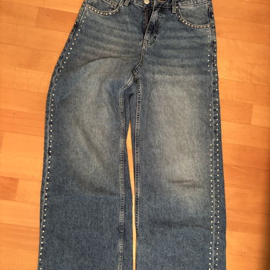 Jeans Pull&Bear avec clous