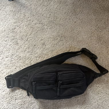 H&M Bauchtasche