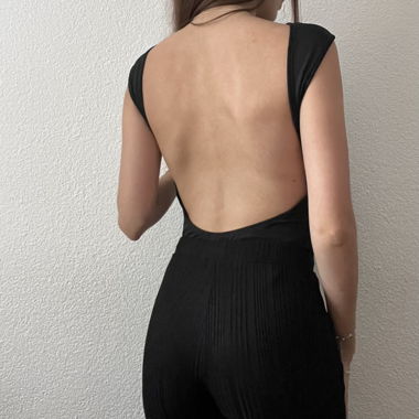 Body dos nu