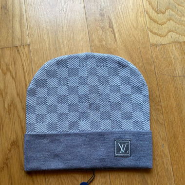 Bonnet lv gris