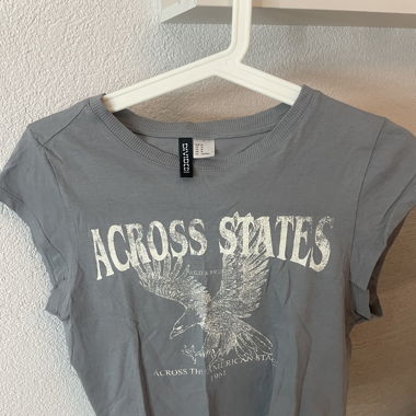 Crop Top mit Aufschrift
