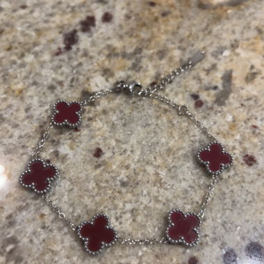 Four-leaf clover bracelet burgundy/silver
