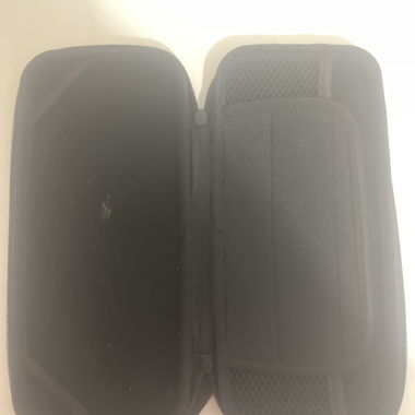 Custodia rigida nera Nintendo Switch 1