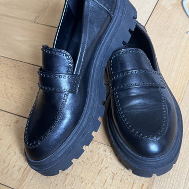 Loafers 