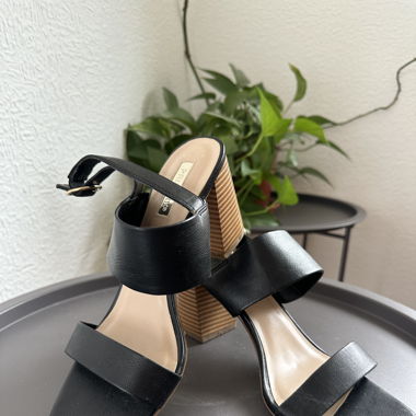 Sandals 39