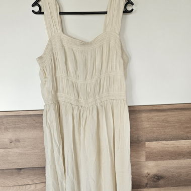Robe longue couleur écru à bretelles réglables