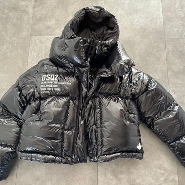 Warme Winterjacke im DSQUARED2-Stil
