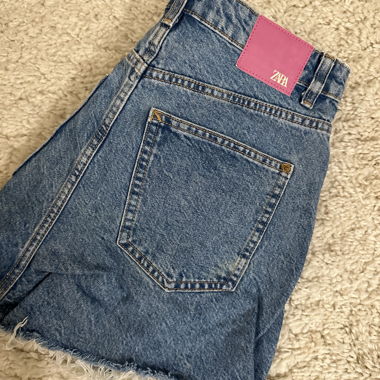 Zara denim shorts size 36