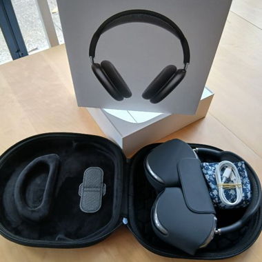 Apple AirPods Max