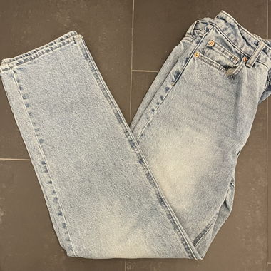 Light blue Jeans 