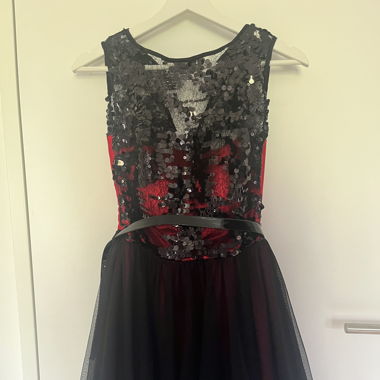 Pailletten-Kleid