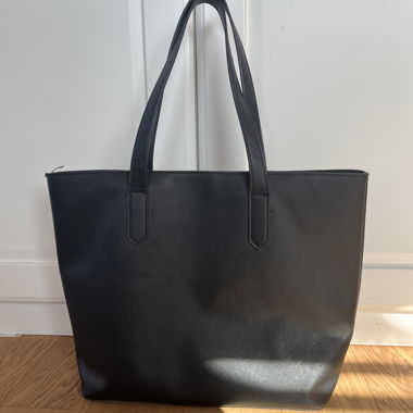 Borsa tote in pelle nera