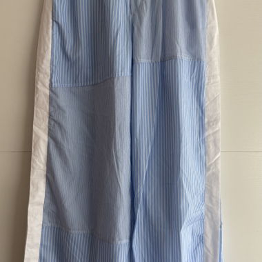 Pantalon rayé bleu 