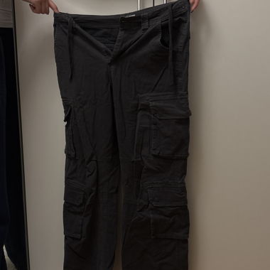 Schwarze Cargo Hose