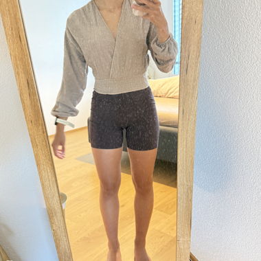 Pull&Bear Cropped Wrap Top