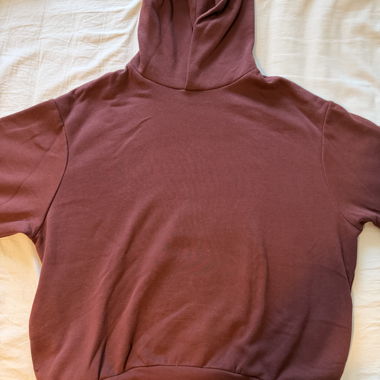 Sweat à capuche brun-rouge de Zara