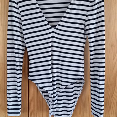 Body con scollo profondo h&m