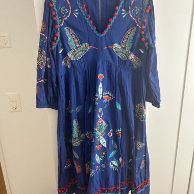 Beautiful Vibrant Monsoon knee length dress Size M