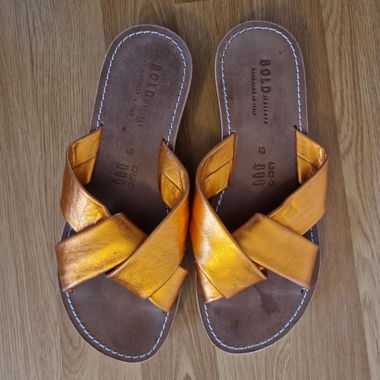 Handmade leather sandals, glossy orange 