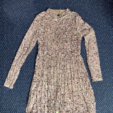 Glitzerkleid