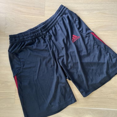 Pantaloncini sportivi adidas neri