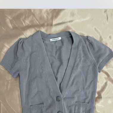 vintage top more more