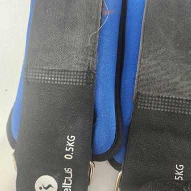 Sport weights 0.5 kg and 1 kg