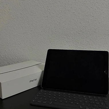 Apple iPad Air avec clavier