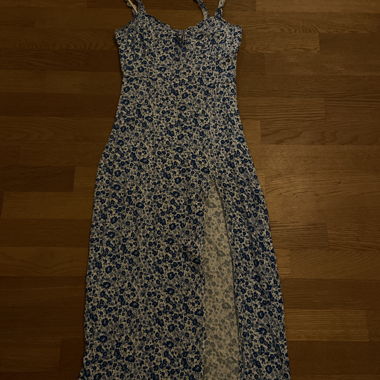 Floral sleeveless dress