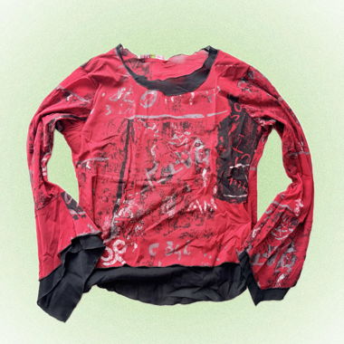 T-shirt rouge à manches longues