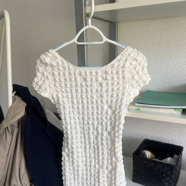 Rückenfreies Kleid