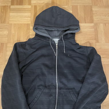 Vitage Nike Zipper