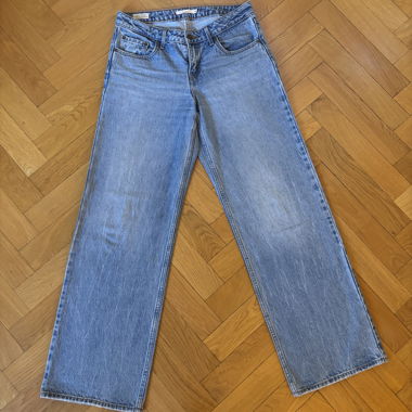 Levi’s Premium Low Loose Jeans W28