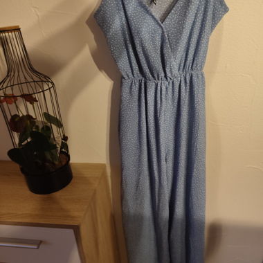 Hellblauer Playsuit 