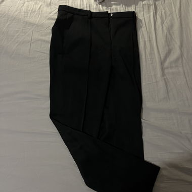 Black Pants 