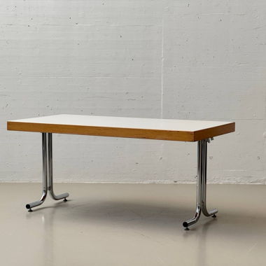 Klapptisch von Inauen Stuhl- und Tischfabrik AG