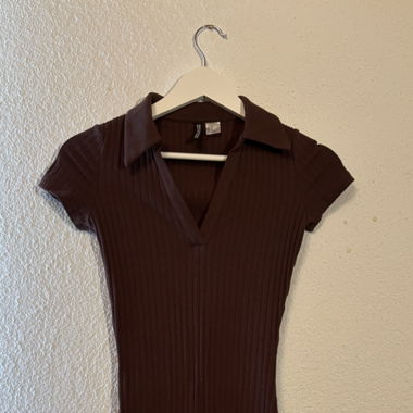 Braunes Kleid