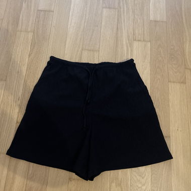 Short neri