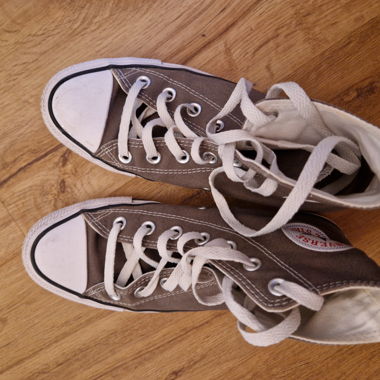 Converse high-top khaki