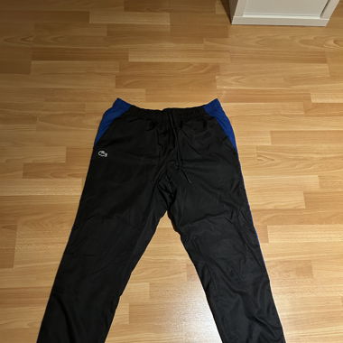 Lacoste Regenhose (NEU)