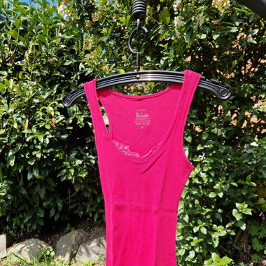 Spitzen-Tanktop / Tanktop with Lace
