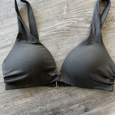 Black bikini top