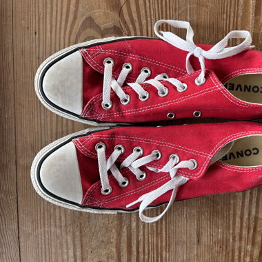 Red Converse