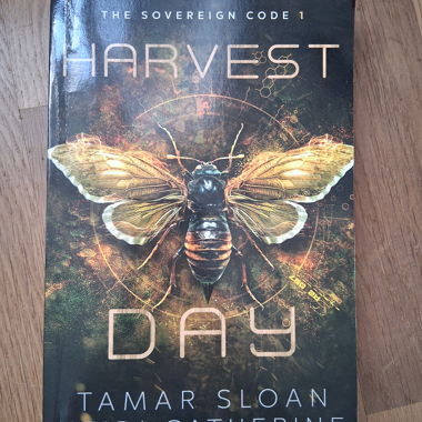 harvest day by tamar sloan and heidi catherine
