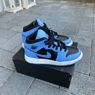 Jordan air 1 mid rise